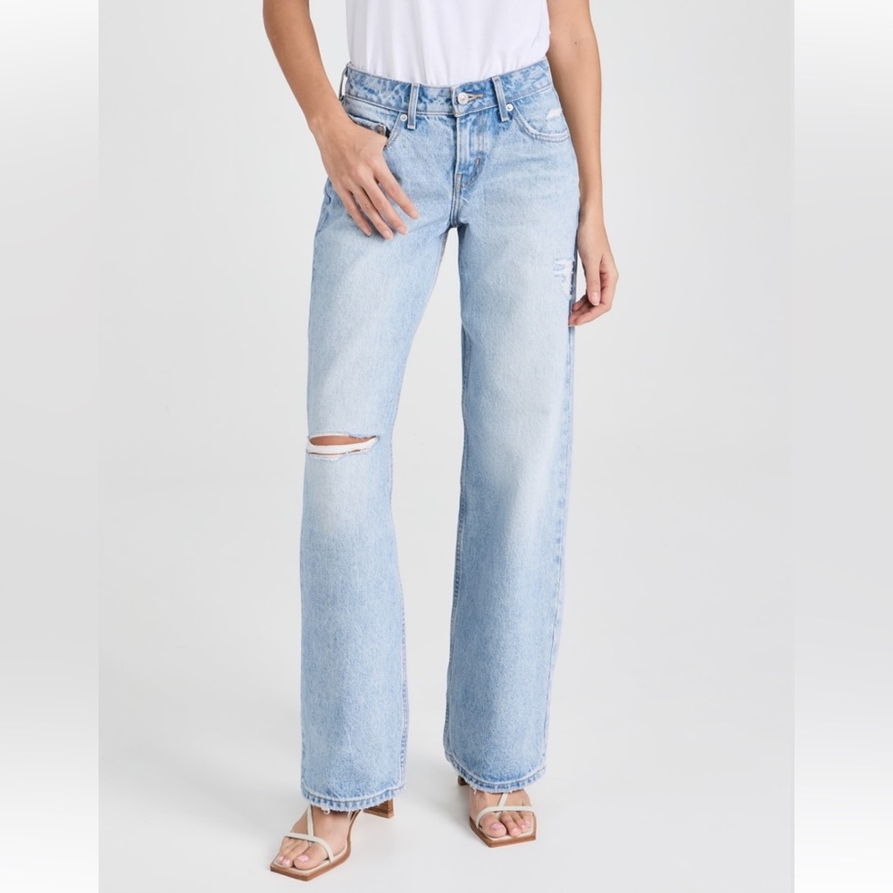 Levi’s Low Loose Jeans This and That
